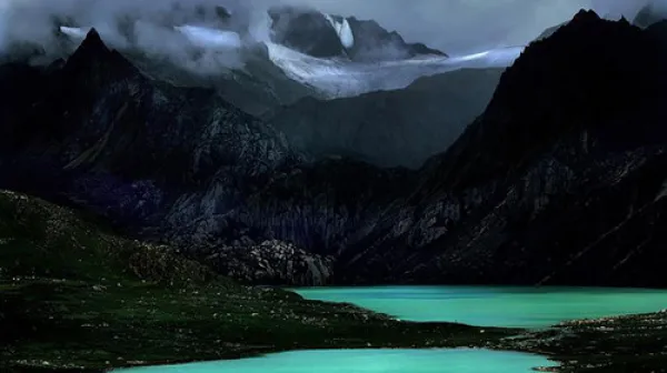 <西藏拉萨-布达拉宫-林芝-新都桥-羊卓雍措-纳木错-茶卡-青海湖13日自驾游>G318观景大道，川进青出，行摄高原秘境
