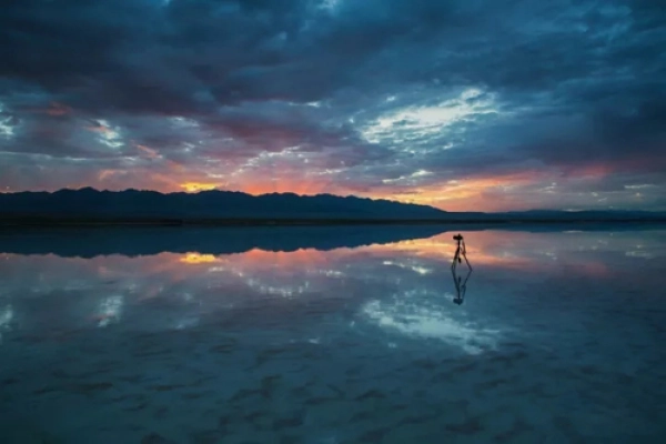 青海湖+茶卡盐湖景区直通车双汽1日跟团游