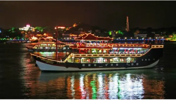 厦门+泉州+崇武古城+南少林寺+洛阳桥3日2晚