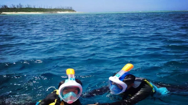 <日本冲绳4晚5日自由行>大手拉小手，海滩一起走，冬日观鲸，接送机/包车/拼车可加购，亲子酒店优中选优，坎帕纳/格拉斯丽/洲际/太平洋/红色星球