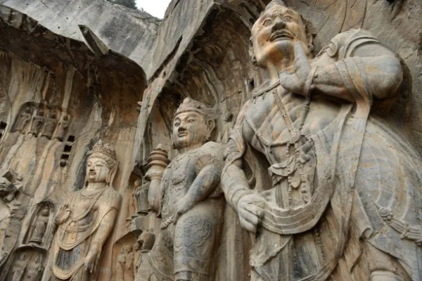 河南龙门石窟+云台山风景名胜区3日2晚跟团游