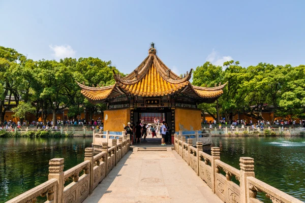 浙江普陀山2日1晚跟团游《疫情过后·佛岛祈福》