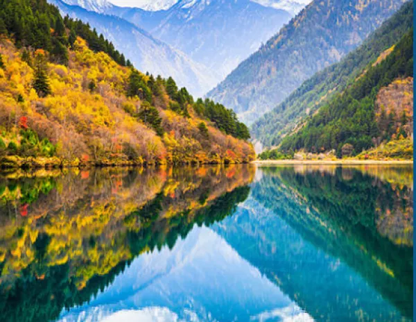 九寨沟-黄龙-峨眉山-乐山-青城山-都江堰汽车6日游