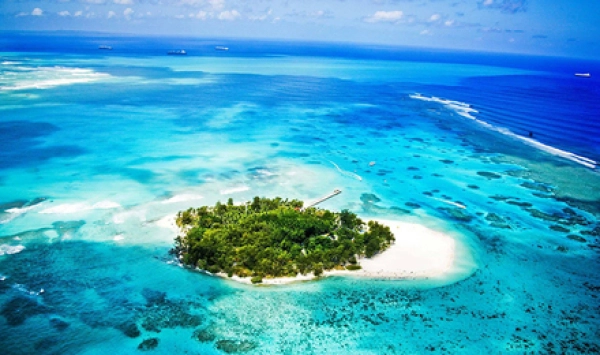 玩转海陆空·塞班岛6日定制游（豪华野马跑车自驾+刺激滑翔机体验+蓝洞浮潜/水下摄影+ATV丛林冒险+环岛军舰岛）