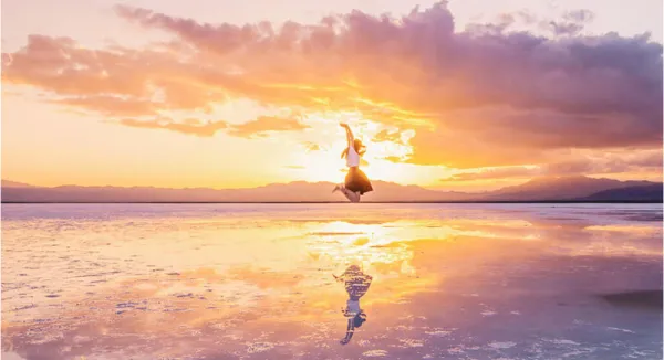 兰州-塔尔寺-青海湖-茶卡-张掖-嘉峪关-敦煌-雅丹双飞8日游