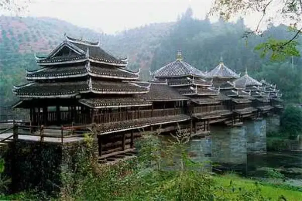 高端团♛桂林阳朔4日游♛三星船游漓江✔印象刘三姐✔遇龙河双人漂✔全程高档酒店