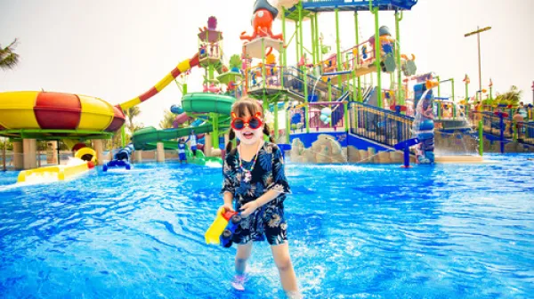 <海南三亚一地+亚特兰蒂斯双飞5日自由行>臻选2晚国光/亚龙湾红树林/仁恒/香格里拉等人气酒店，后2晚搭配网红亚特兰蒂斯，尽享精彩海滨时光