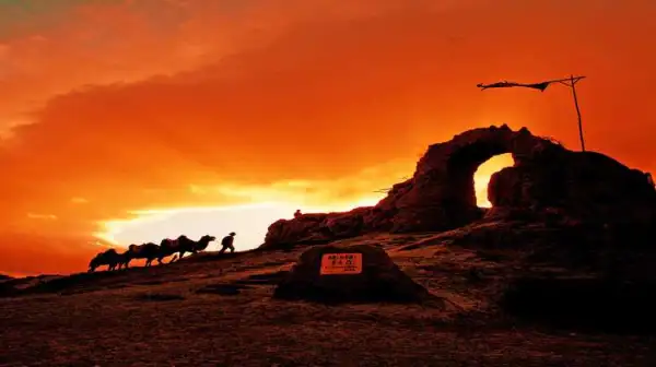 兰州+景泰+沙坡头+银川6日5晚自由行·【塞上包车】黄河塞上 诗酒边城 从金城兰州到塞上江南的奇幻之旅