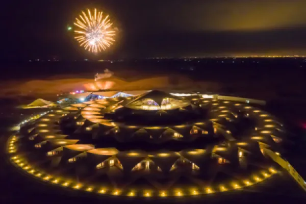 鄂尔多斯草原-响沙湾莲花酒店双飞5日游