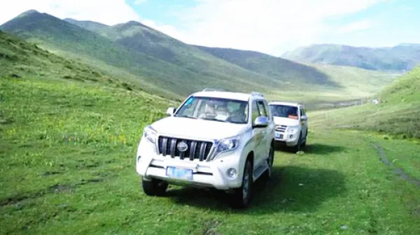 <呼伦贝尔草原-莫日格勒河-根河湿地-满洲里双飞6日游>房车露营系列，全程4人一车越野SUV，0购物/套娃酒店/蒙古包，不限时骑马/亲触驯鹿，巴尔虎部落