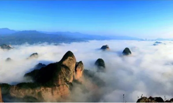 崀山-八角寨-天一巷-骆驼峰汽车2日游