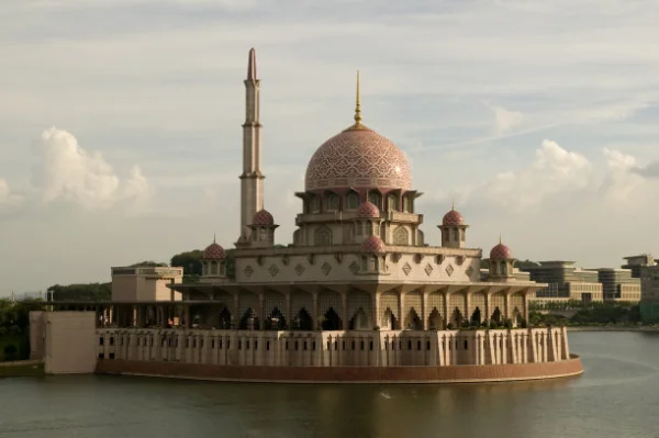 马来西亚吉隆坡+槟城6天5晚自由行《吉隆坡进槟城出，不走回头路。》