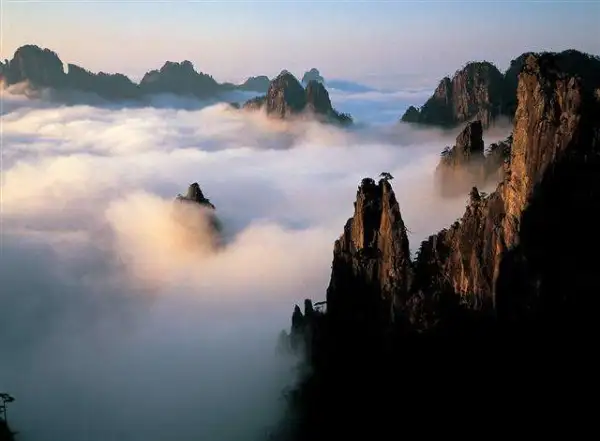 黄山、古韵宏村、篁岭晒秋、秀水千岛湖高铁纯玩5日游