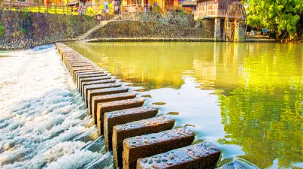 厦门鼓浪屿+南靖云水谣古镇4日游 来厦宿商务酒店 十大景点让您玩嗨厦门 玩转大鱼海棠原型取景地