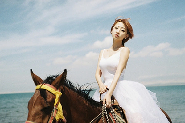 【包车游】触碰青海湖+茶卡盐湖+1-6人小团+0元房差+赠送摆拍大礼包拼车青海环线七日