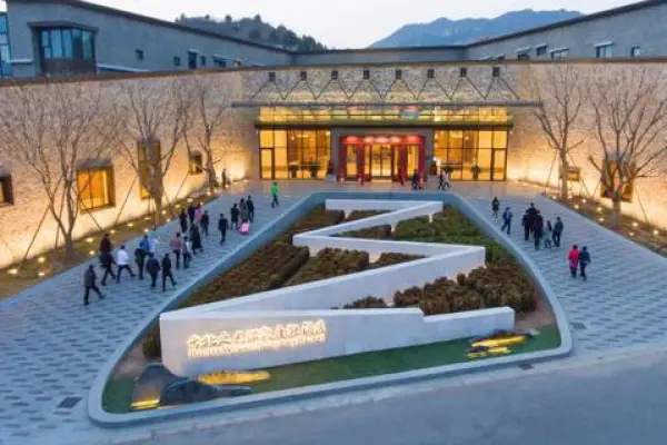 北京古北水镇古北之光温泉度假酒店（古北水镇官方店）