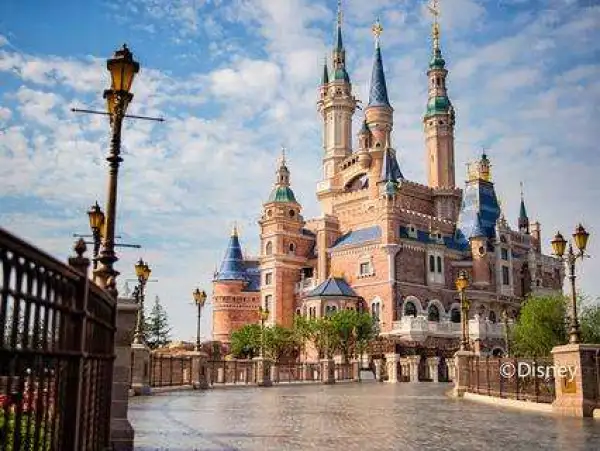 上海迪士尼-东方明珠3日2晚自由行