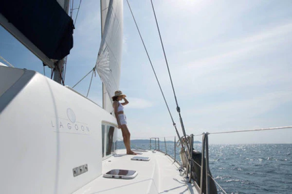 泰国曼谷+清迈+普吉岛机票+当地9晚10日游三城泰游/9人小团/美攻铁道集市/斯米兰/海景骑大象/ATV越野