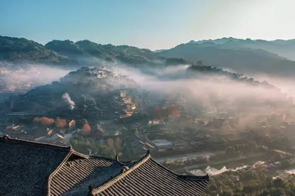 贵州贵阳、黄果树、荔波、西江千户苗寨、青岩古镇双高或双动5日4晚跟团游