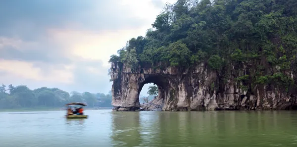 桂林+龙脊梯田+漓江+阳朔5日4晚跟团游