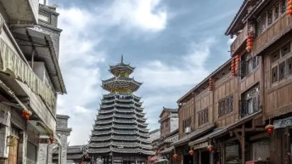 贵阳+黄果树瀑布+荔波+西江千户苗寨5日4晚