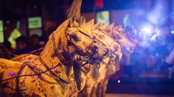 西安-壶口瀑布-兵马俑-华山-多交通5日游